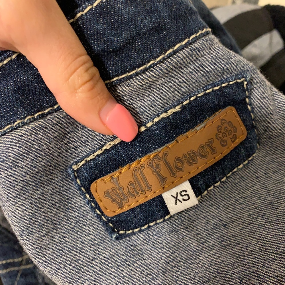 💀 Cropped Jean Jacket 💀 - Picture 4 of 4